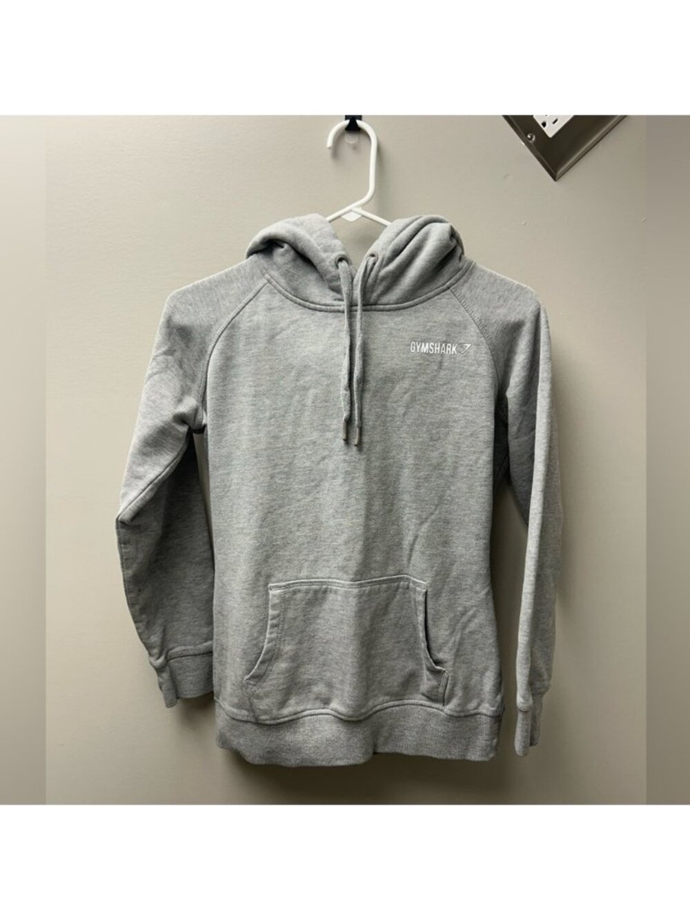 Gymshark Women’s Grey Pullover Hoodie